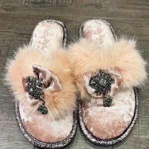 Luxurious Fur-Trimmed Velvet Slippers